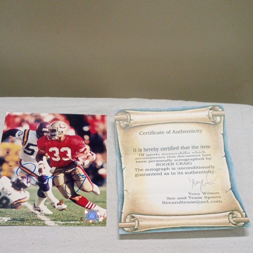 Autographed Roger Craig Photo with Certificate of Authenticity